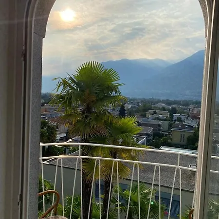 Incanto Apartment *